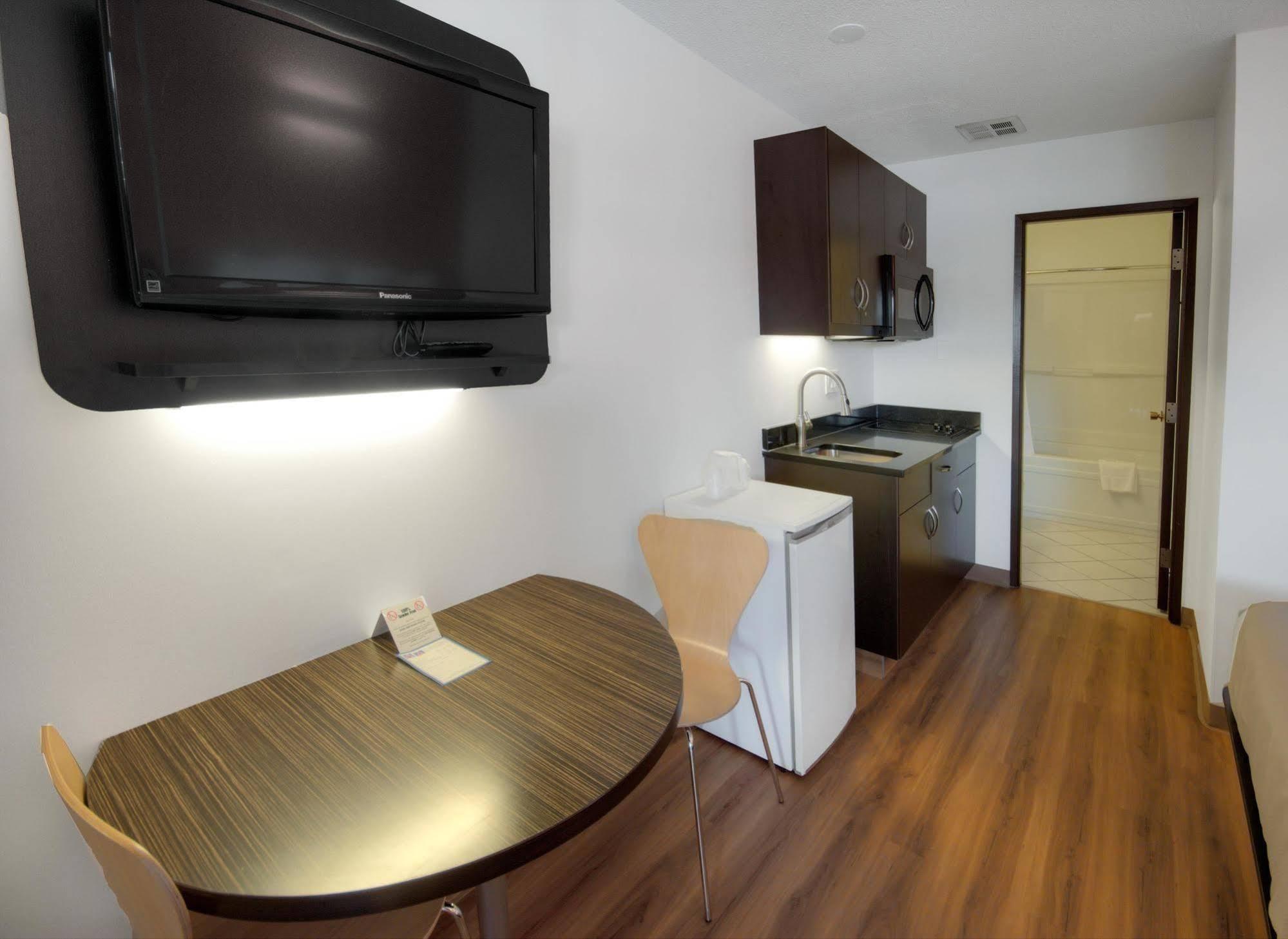 Motel 6-Lethbridge, Ab Экстерьер фото