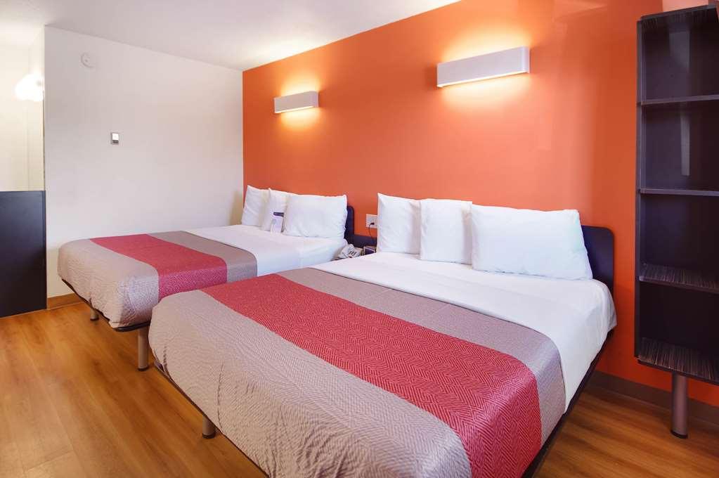 Motel 6-Lethbridge, Ab Номер фото