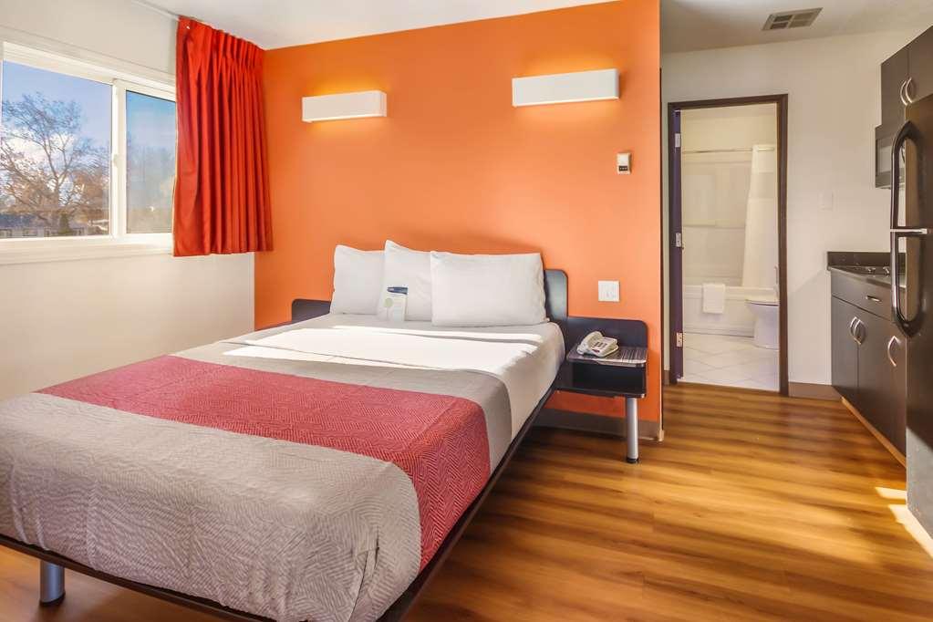 Motel 6-Lethbridge, Ab Номер фото