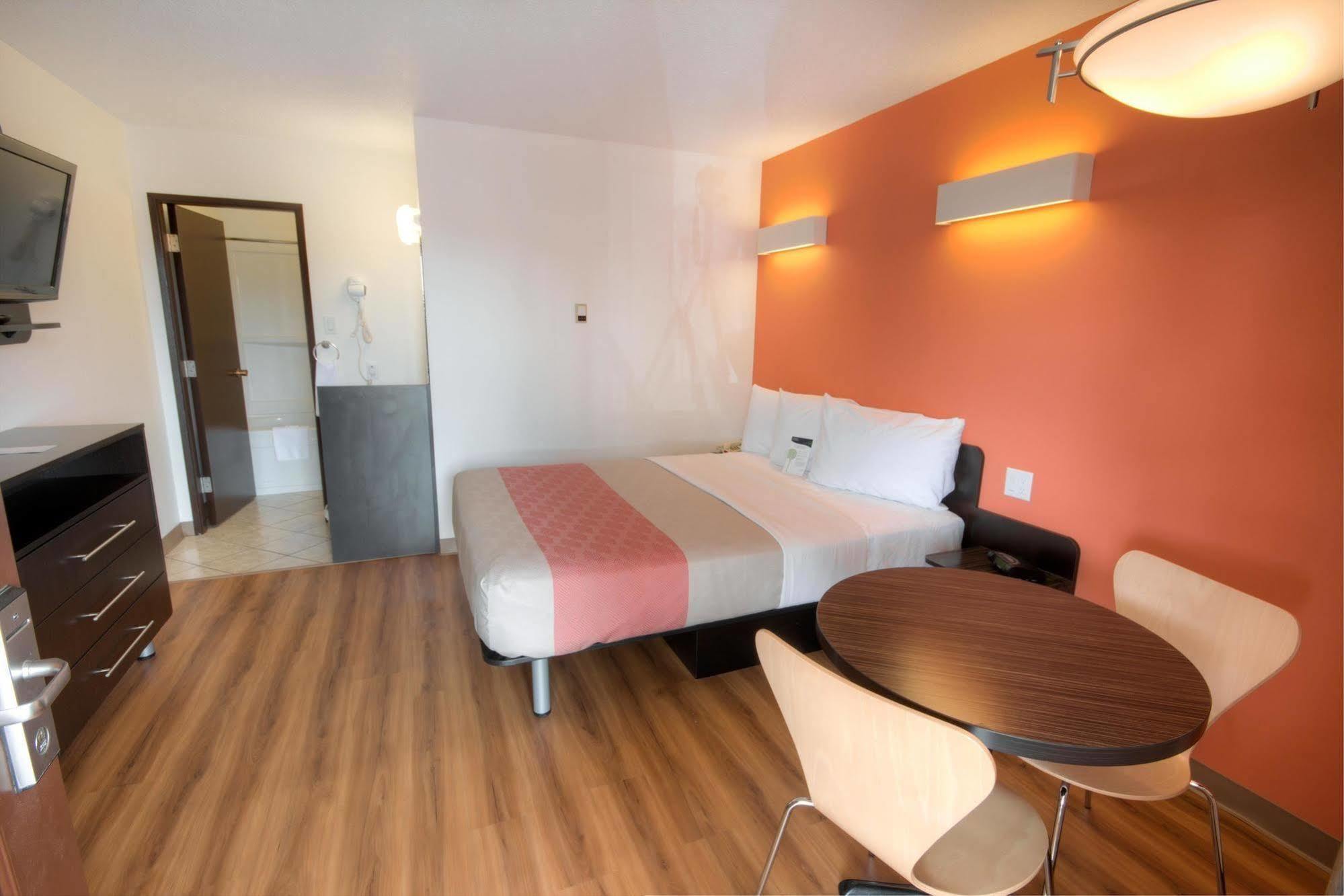 Motel 6-Lethbridge, Ab Экстерьер фото