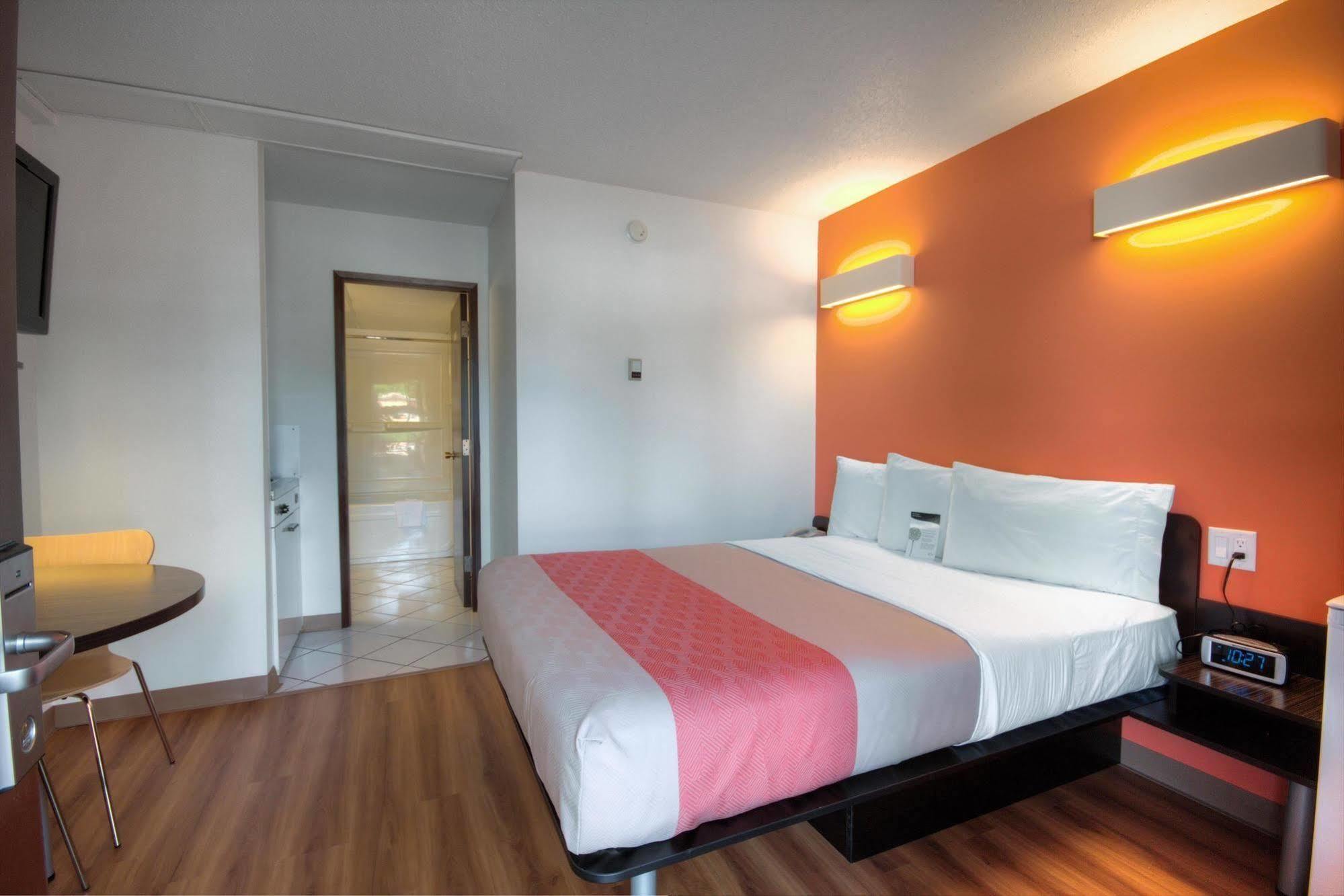 Motel 6-Lethbridge, Ab Экстерьер фото